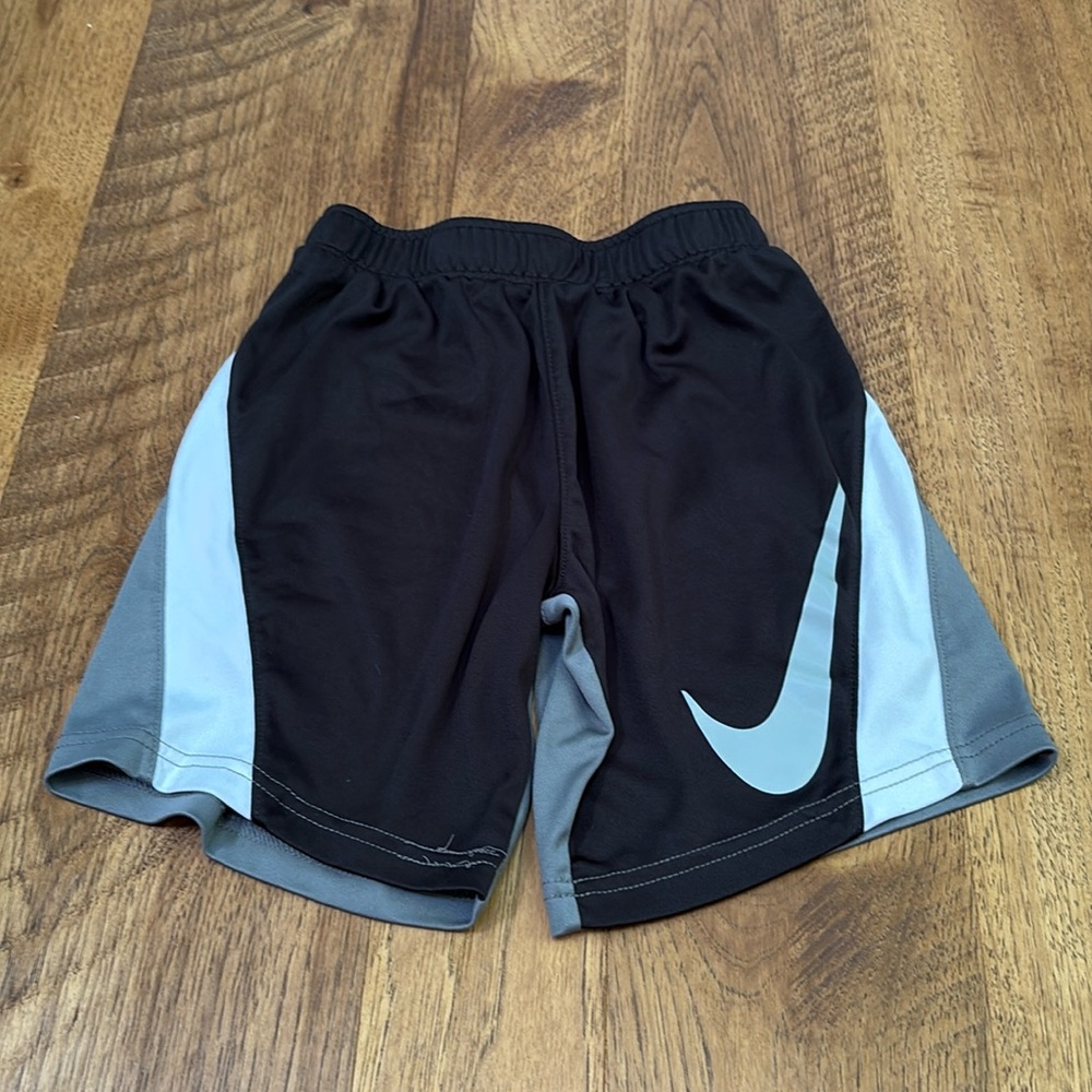 Nike Dri-Fit Boy’s Black and Grey Dri-Fit Shorts Size 7/L